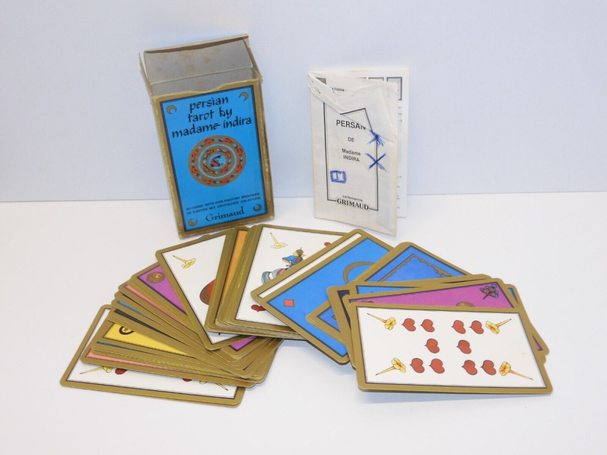 découvrez votre avenir avec le tirage de tarot personnalisée de mme indira, spécialiste en guidance spirituelle et conseils précis.